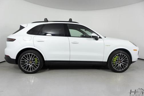 2019 Porsche Cayenne E-Hybrid Base