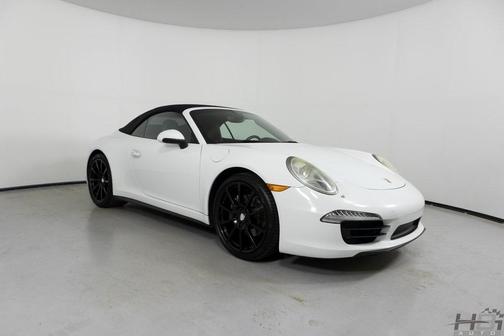 2014 Porsche 911 Carrera 4