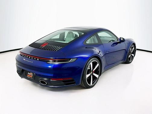 Gentian Blue Metallic 2020 Porsche 911 Carrera 4S