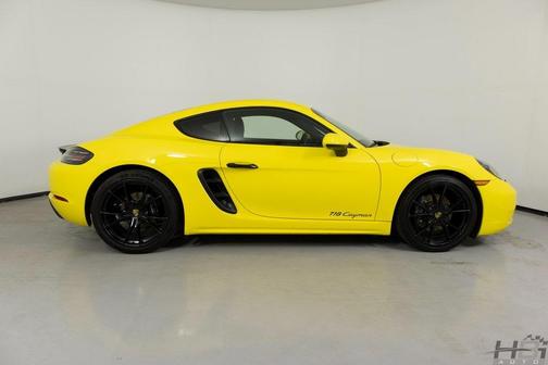 2021 Porsche 718 Cayman T