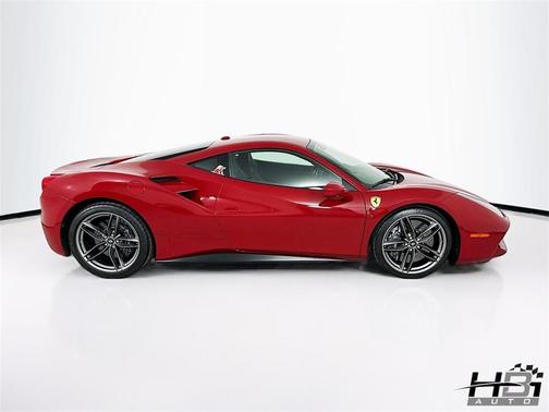 2017 Ferrari 488 GTB Base
