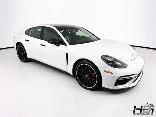 2018 Porsche Panamera Turbo