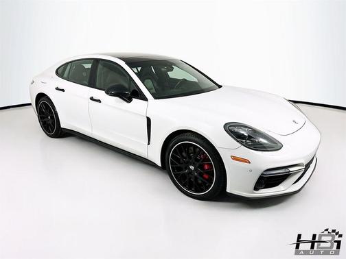 2018 Porsche Panamera Turbo