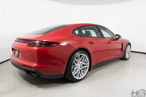 2018 Porsche Panamera