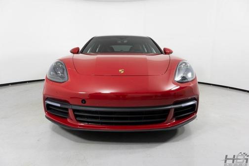2018 Porsche Panamera