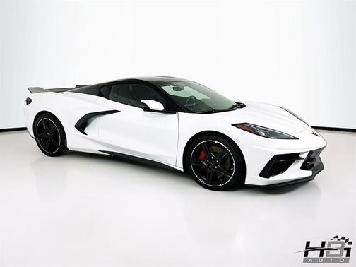 Arctic White 2020 Chevrolet Corvette Stingray w/3LT