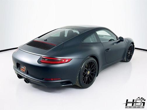 2018 Porsche 911 Carrera
