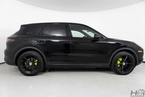 2020 Porsche Cayenne Base