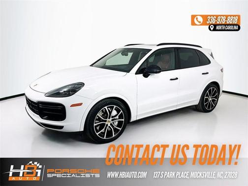 Carrara White Metallic 2019 Porsche Cayenne Turbo