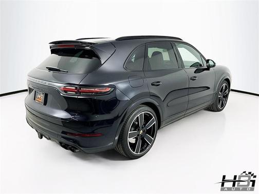 2021 Porsche Cayenne Turbo