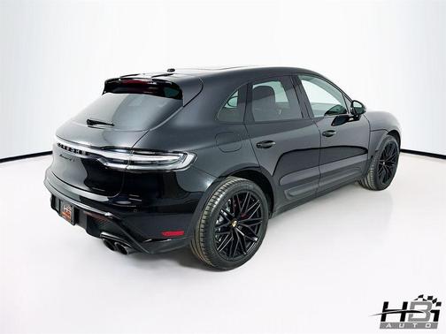 2022 Porsche Macan GTS
