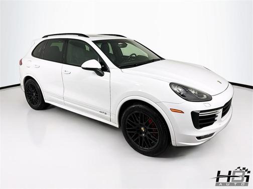 2016 Porsche Cayenne GTS