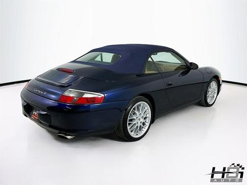 2003 Porsche 911 Carrera 4