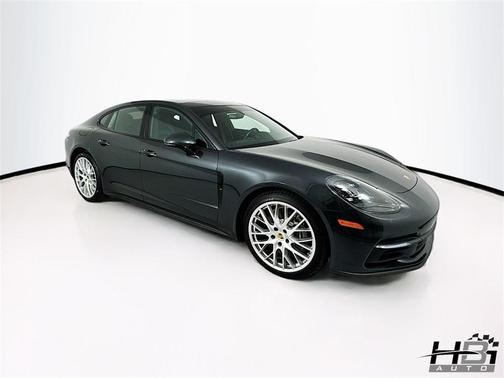 2020 Porsche Panamera 4