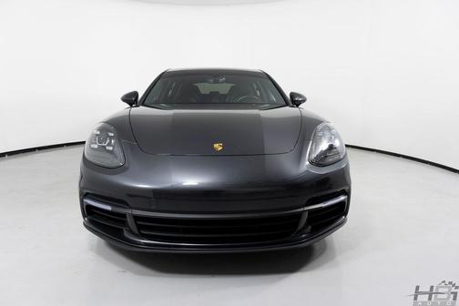2020 Porsche Panamera 4