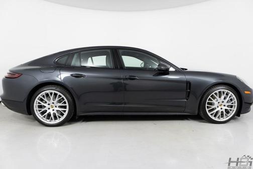 2020 Porsche Panamera 4