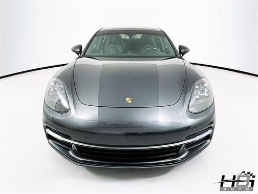 2020 Porsche Panamera 4