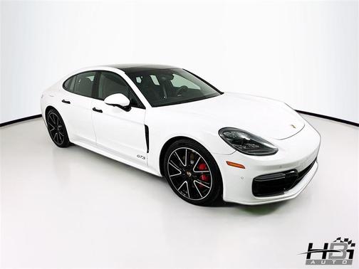 2020 Porsche Panamera GTS