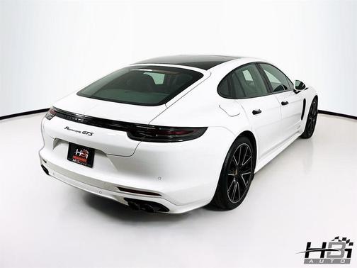 2020 Porsche Panamera GTS