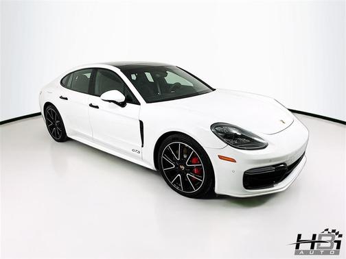 2020 Porsche Panamera GTS