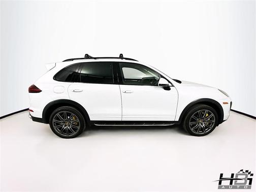 2016 Porsche Cayenne Turbo S