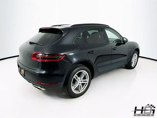 2018 Porsche Macan Base