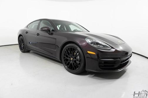 2022 Porsche Panamera Platinum Edition