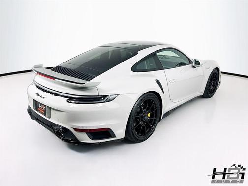 2022 Porsche 911 Turbo S