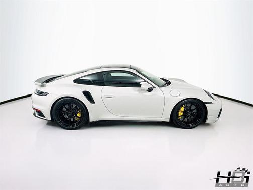 2022 Porsche 911 Turbo S