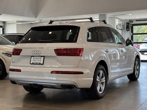 2019 Audi Q7 45 Premium