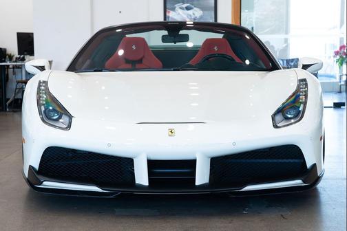 2018 Ferrari 488 Spider Base