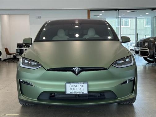 2024 Tesla Model X Long Range