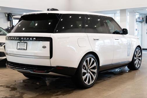 2023 Land Rover Range Rover Autobiography