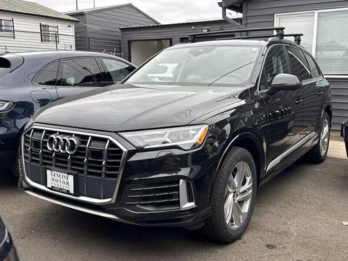 2022 Audi Q7 55 Premium Plus