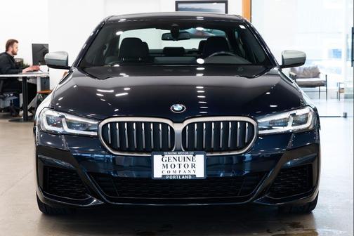 2022 BMW M550 i Xdrive