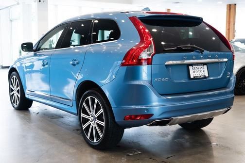 2015 Volvo XC60 T6 Platinum