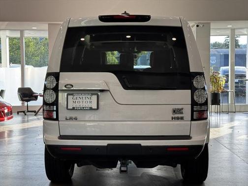 2016 Land Rover LR4 Base