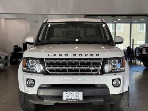 2016 Land Rover LR4 Base
