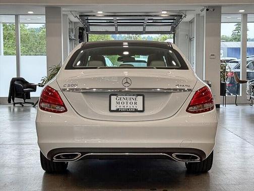 2015 Mercedes-Benz C-Class 4MATIC