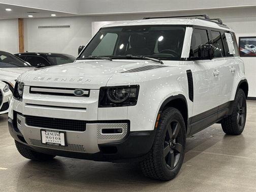 2021 Land Rover Defender 110 SE