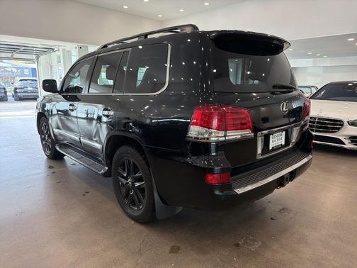 2015 Lexus LX 570 Base