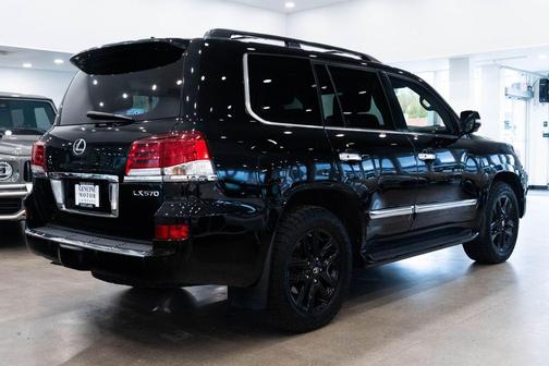 2015 Lexus LX 570 Base