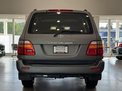 1999 Toyota Land Cruiser Base