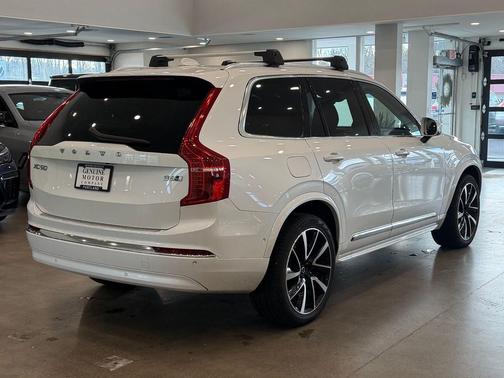 2023 Volvo XC90 B6 Plus 7-Seater