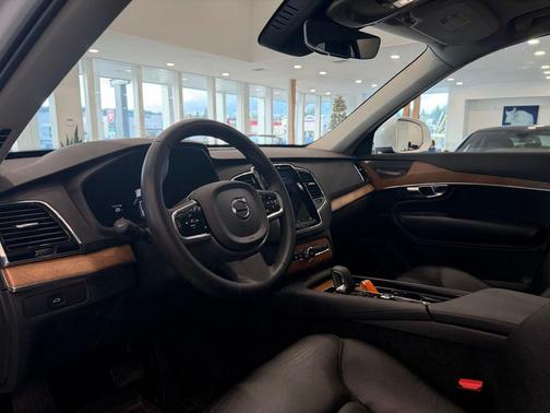2023 Volvo XC90 B6 Plus 7-Seater