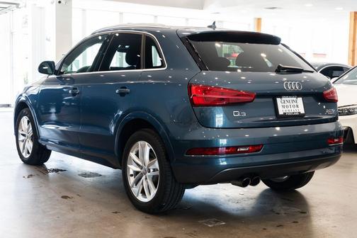 Utopia Blue Metallic 2018 Audi Q3 2.0T Sport Premium