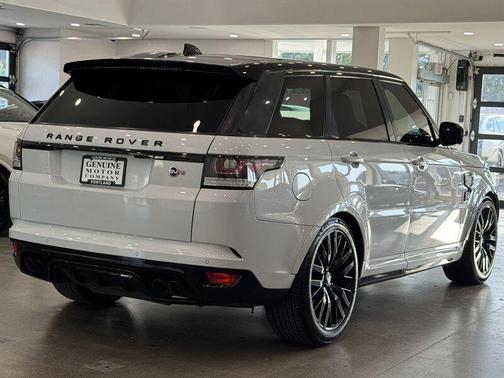 2017 Land Rover Range Rover Sport 5.0L Supercharged SVR