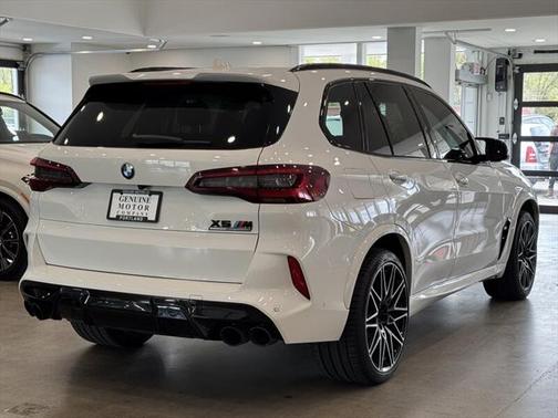 2022 BMW X5 M Base