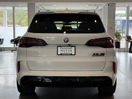 2022 BMW X5 M Base