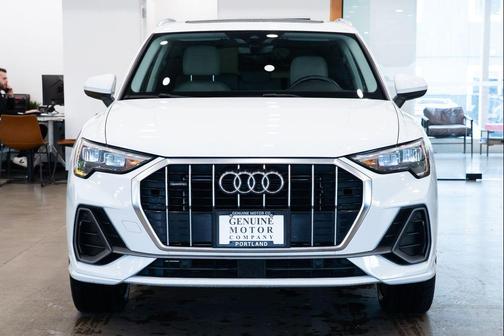 2020 Audi Q3 45 S line Premium